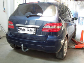 Carlig Remorcare Mercedes B Class